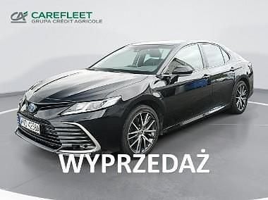 Czarny (metalik) Używany 2021 Toyota Camry Sedan/Limuzyna | 101 300 zł (Uczciwa cena) - Obraz 1/4
