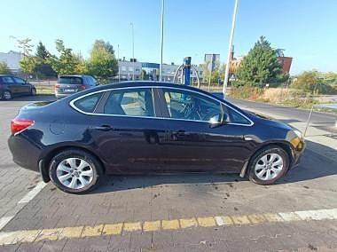 Niebieski Używany 2018 Opel Astra Sedan/Limuzyna | 37 500 zł (Uczciwa cena) - Obraz 1/4