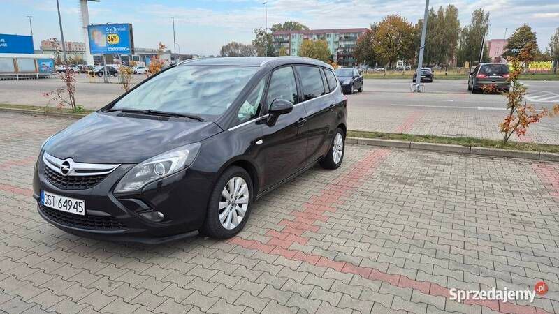 Używany Opel Zafira Cosmo 2014 Minivan