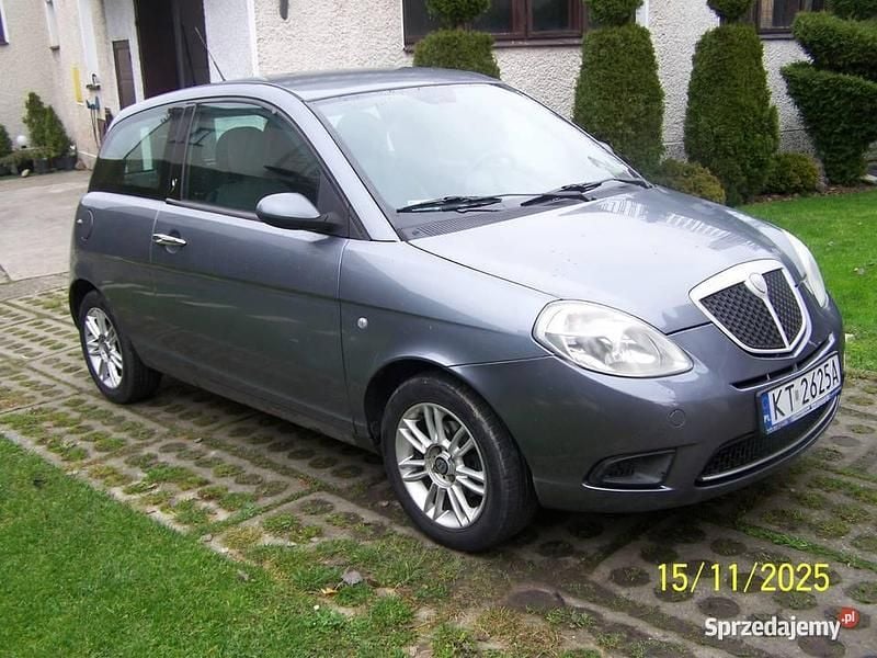 Szary Używany 2006 Lancia Ypsilon Hatchback | 6500 zł - Obraz 1/4