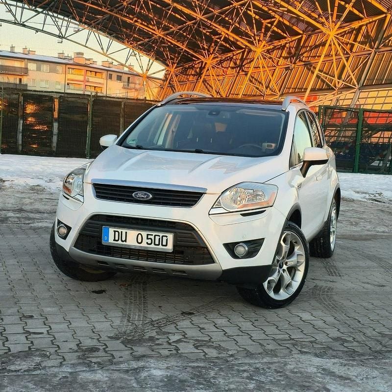 Biały Używany 2010 Ford Kuga Individual SUV | 25 900 zł (Dobra cena) - Obraz 1/4