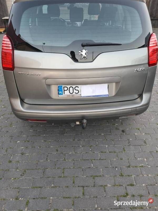 Używany Peugeot 5008 2010 Minivan