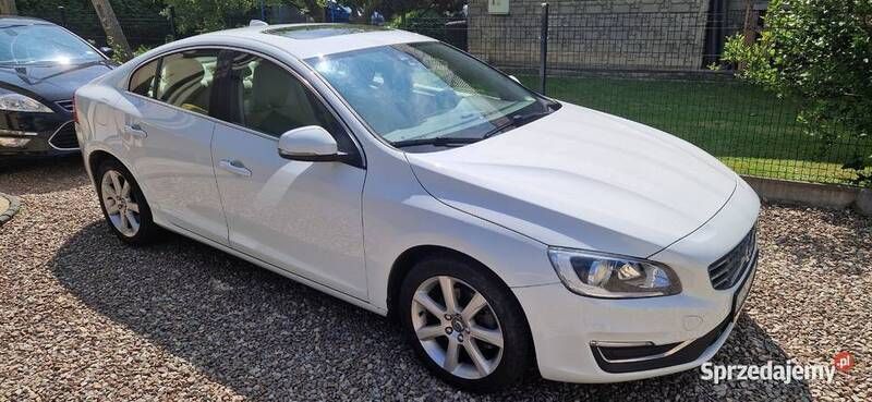 Biały Używany 2015 Volvo S60 Sedan/Limuzyna | 47 900 zł (Uczciwa cena) - Obraz 1/4