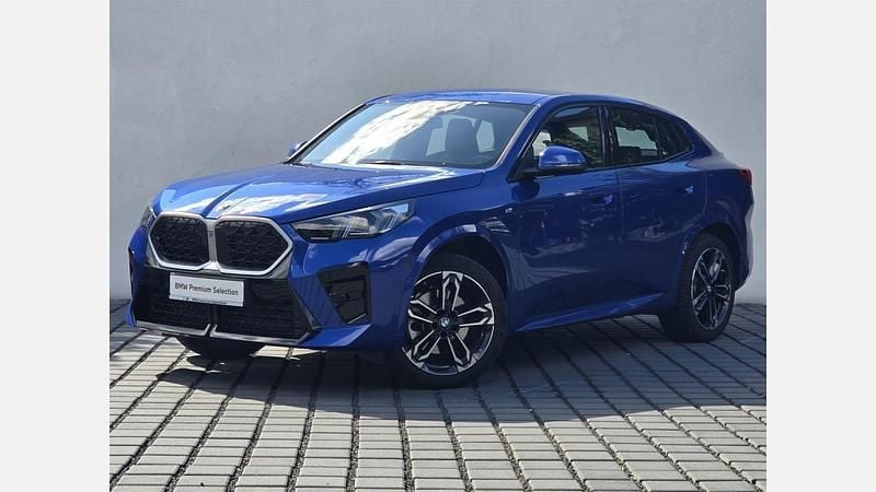 Niebieski portimao m metalizowany Używany 2024 BMW X2 Luxury Line SUV | 189 900 zł - Obraz 1/3