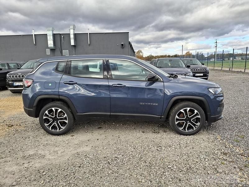Używany Jeep Compass 2024 Niebieski SUV
