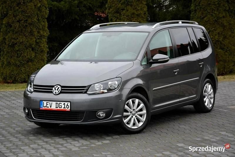 Szary Używany 2015 VW Touran Minivan | 37 900 zł (Dobra cena) - Obraz 1/4