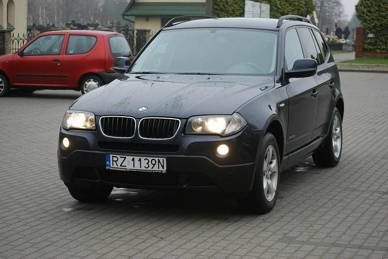 Inny kolor Używany 2010 BMW X3 SUV | 17 999 zł (Super Cena) - Obraz 1/4