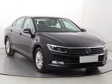 Używany VW Passat 180 KM (132 kW) 2017 Czarny Sedan/Limuzyna