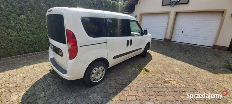 Używany 2013 Fiat Doblò Minivan | 26 900 zł (Drogi) - Obraz 1/4