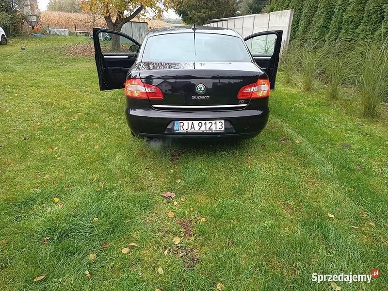 Używany Skoda Superb 2009 Czarny Hatchback