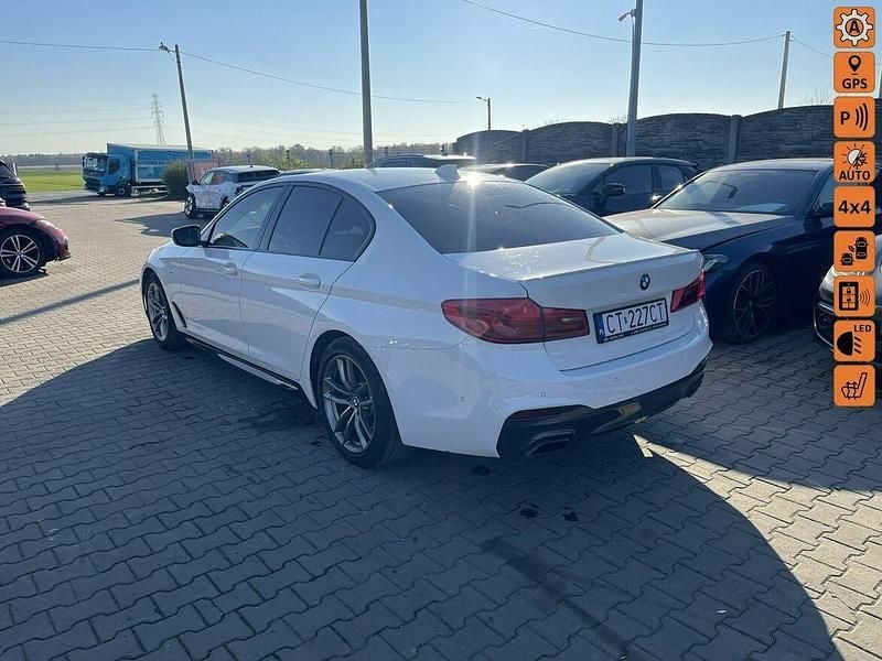 Biały Używany 2019 BMW 320 M Sport Sedan/Limuzyna | 97 900 zł - Obraz 1/4
