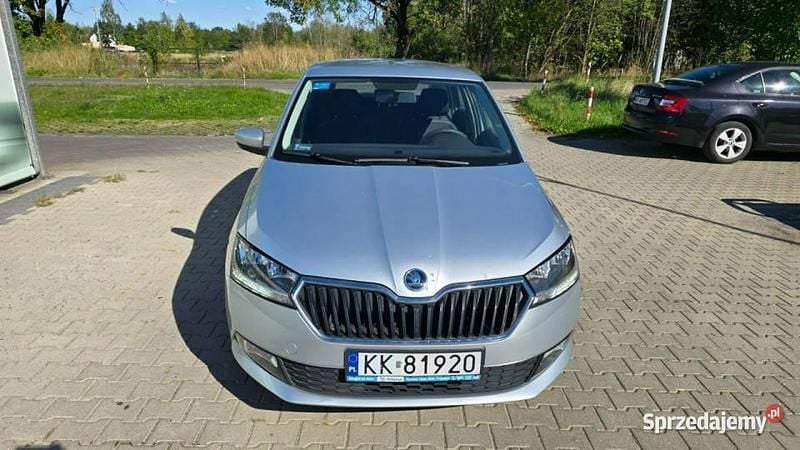 Srebrny Używany 2020 Skoda Fabia Kombi | 15 900 zł (Super Cena) - Obraz 1/4
