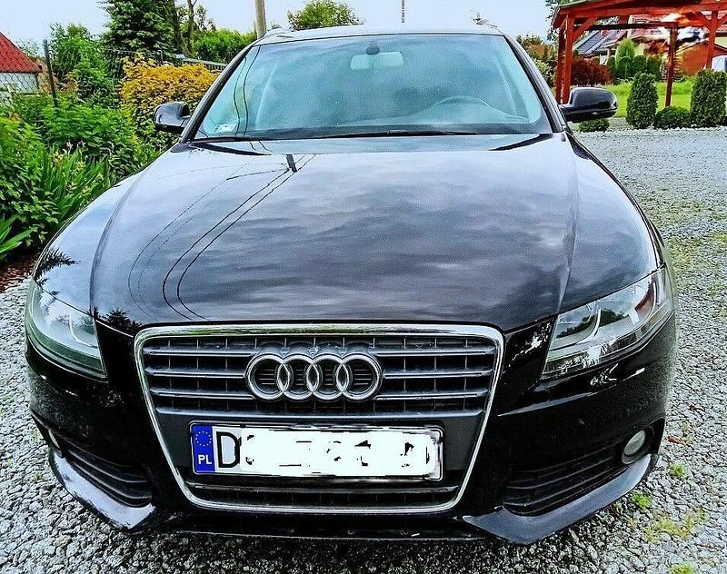 Używany Audi A4 2010 Czarny Kombi