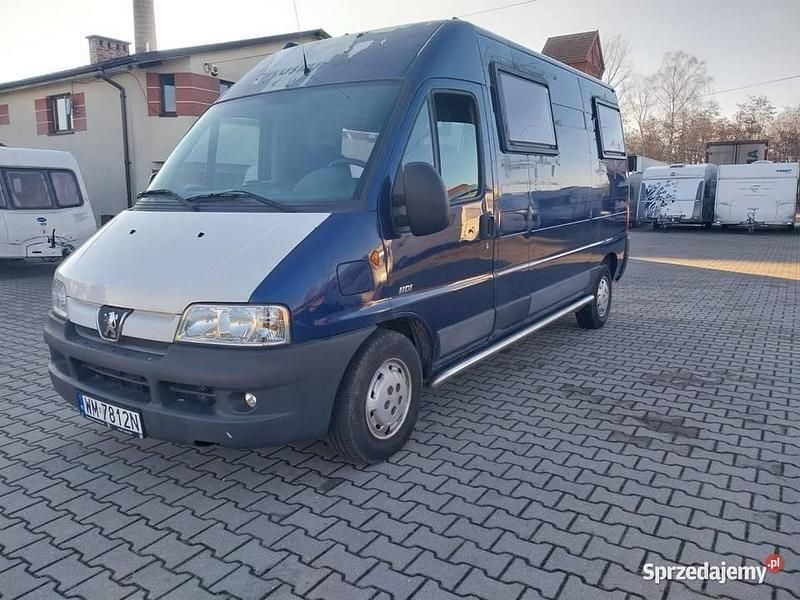 Granatowy Używany 2005 Peugeot Boxer Van | 19 500 zł - Obraz 1/4