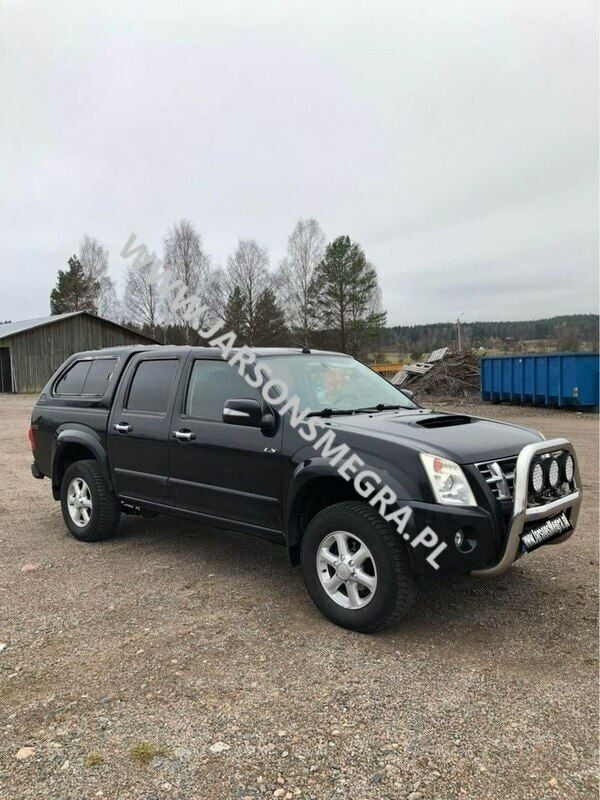 Używany Isuzu D-Max 163 KM (119 kW) 2008 Czarny Pickup