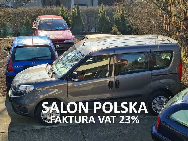Szary Używany 2017 Fiat Doblò Minivan | 54 900 zł (Drogi) - Obraz 1/4