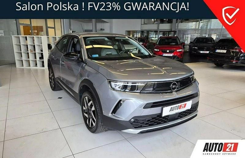 Srebrny Używany 2022 Opel Mokka SUV | 71 900 zł (Dobra cena) - Obraz 1/4