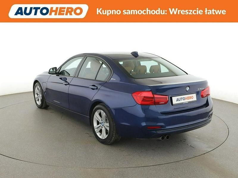 Używany BMW 330 2018 Niebieski Sedan/Limuzyna
