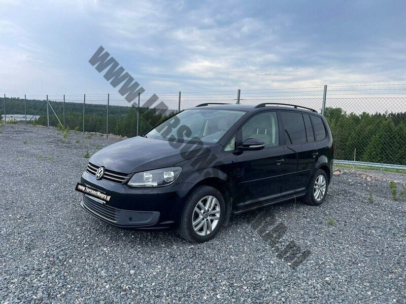 Czarny Używany 2011 VW Touran Minivan | 18 300 zł (Dobra cena) - Obraz 1/4