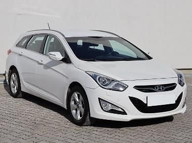 Używany Hyundai i40 135 KM (99 kW) 2012 Biały Kombi