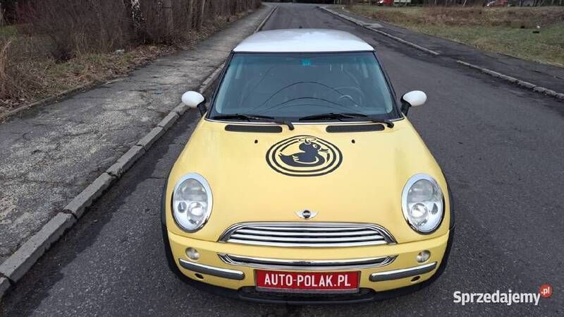 Żółty Używany 2002 Mini Cooper Hatchback | 8499 zł (Uczciwa cena) - Obraz 1/4
