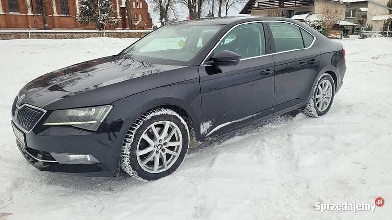 Używany Skoda Superb 2019 Czarny Sedan/Limuzyna