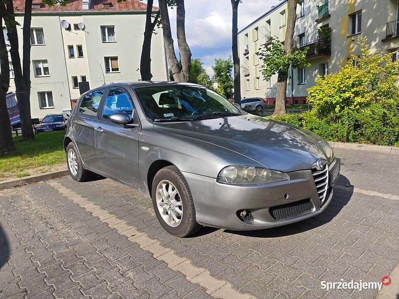 Używany 2005 Alfa Romeo 147 Hatchback | 4600 zł (Dość drogi) - Obraz 1/2