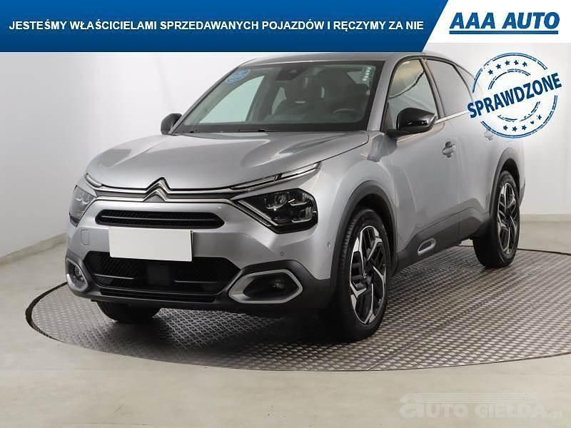 Używany Citroën C4 X 2023 Srebrny SUV