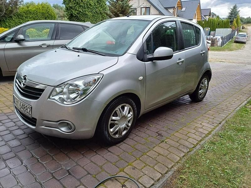Używany Opel Agila 86 KM (63 kW) 2008 Srebrny Hatchback