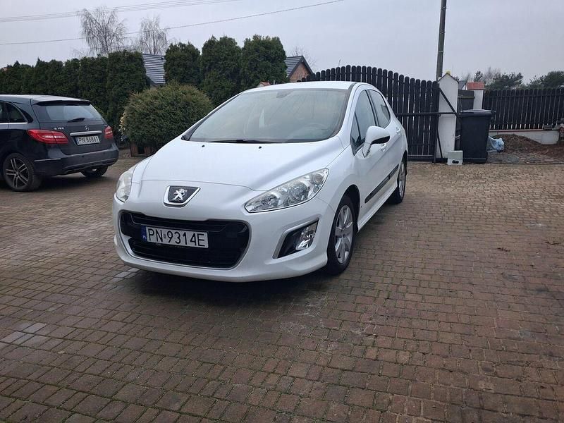 Używany Peugeot 308 2012 Biały Hatchback
