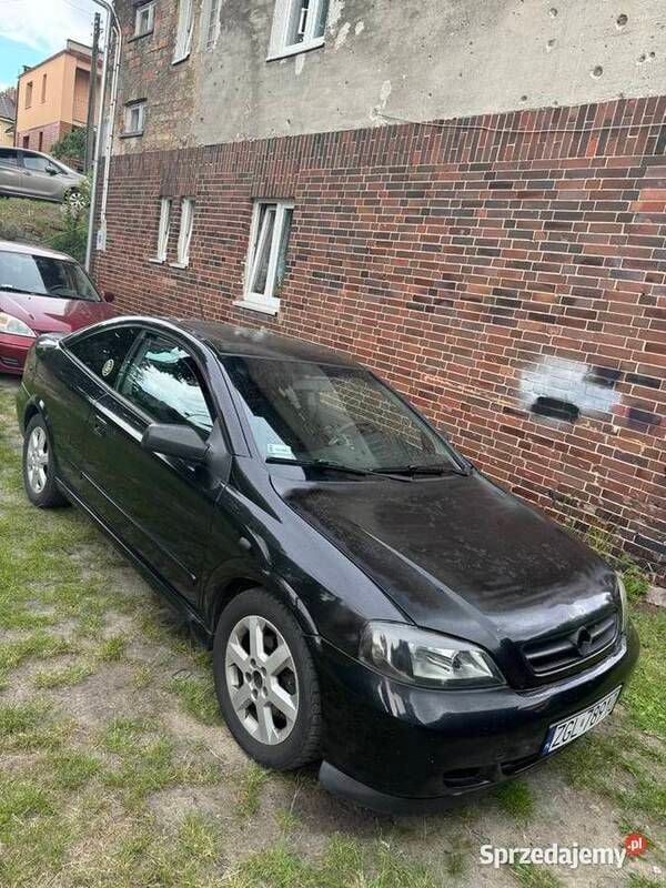Czarny Używany 2002 Opel Astra Coupe | 2700 zł (Uczciwa cena) - Obraz 1/4