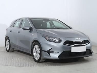 Używany Kia Ceed 159 KM (116 kW) 2021 Szary Hatchback