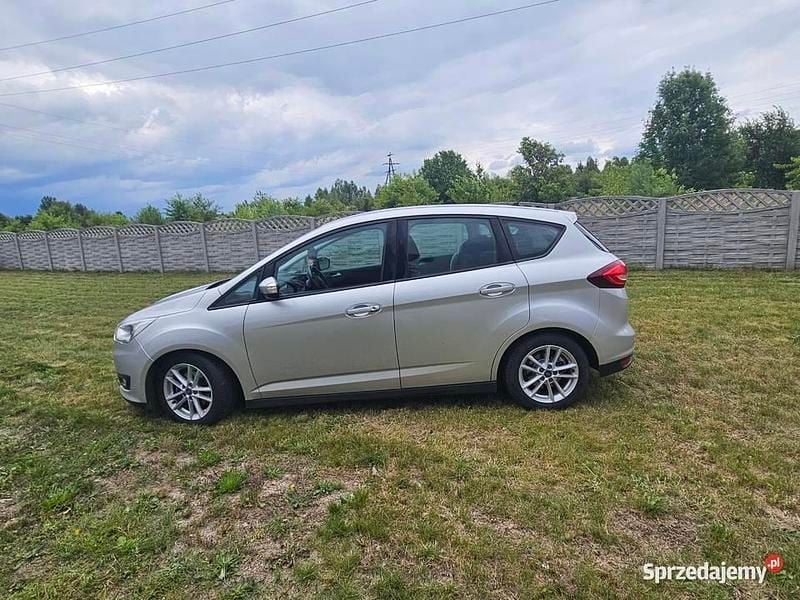 Używany Ford C-MAX 120 KM (88 kW) 2016 Minivan