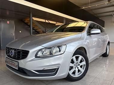 Inny kolor Używany 2016 Volvo V60 Kombi | 41 000 zł (Uczciwa cena) - Obraz 1/4