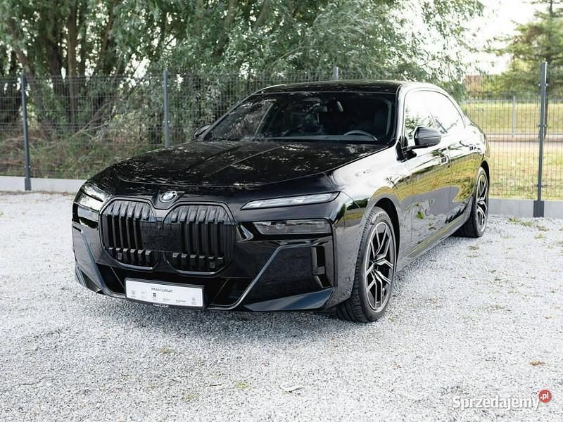 Czarny Używany 2023 BMW 740 M Sport Sedan/Limuzyna | 406 800 zł (Dość drogi) - Obraz 1/4
