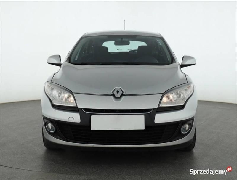Używany Renault Mégane GrandTour 2013 Srebrny Kombi