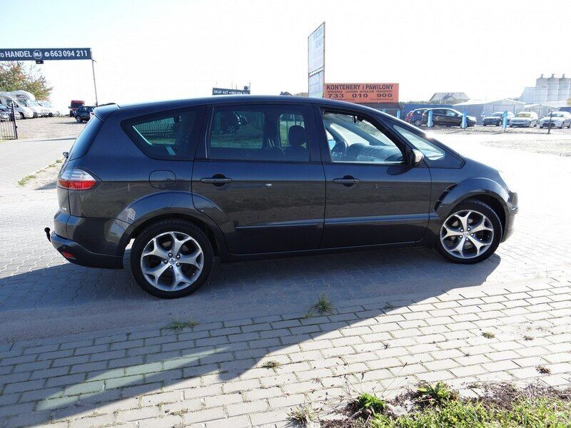 Używany Ford S-MAX S 140 KM (102 kW) 2007 Szary Minivan