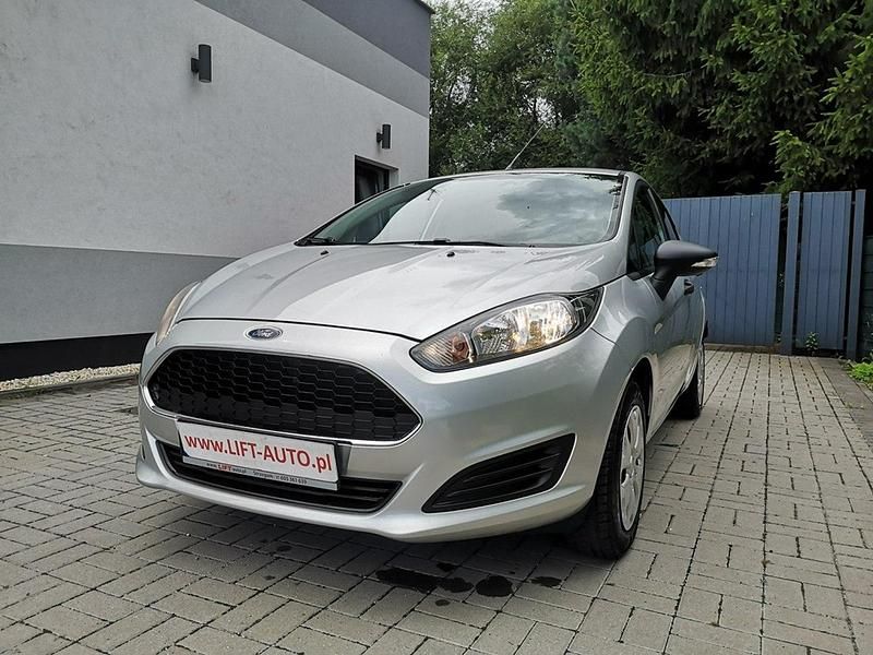 Srebrny Używany 2016 Ford Fiesta Hatchback | 32 900 zł (Uczciwa cena) - Obraz 1/4