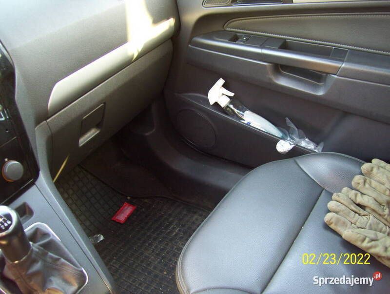 Używany Opel Zafira Cosmo 2010 Minivan