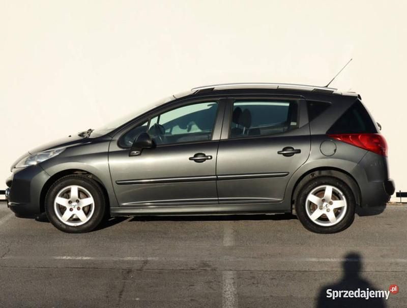 Używany Peugeot 207 2009 Szary Kombi