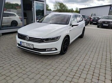 Biały Używany 2015 VW Passat Kombi | 57 900 zł - Obraz 1/4
