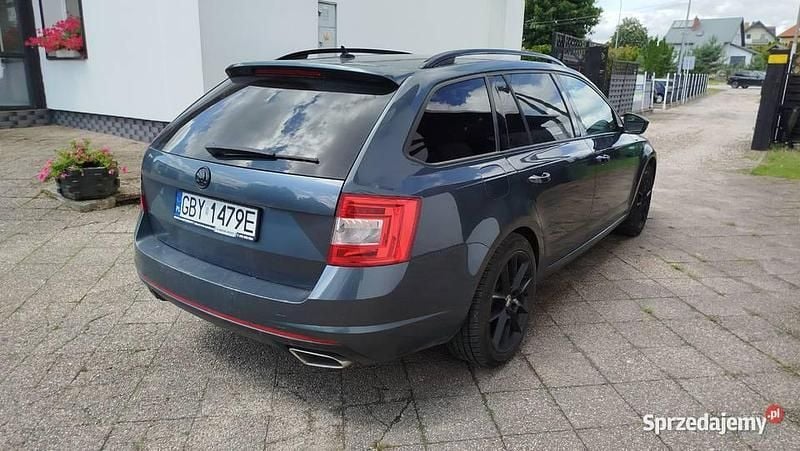 Używany Skoda Octavia vRS 184 KM (135 kW) 2014 Szary Kombi