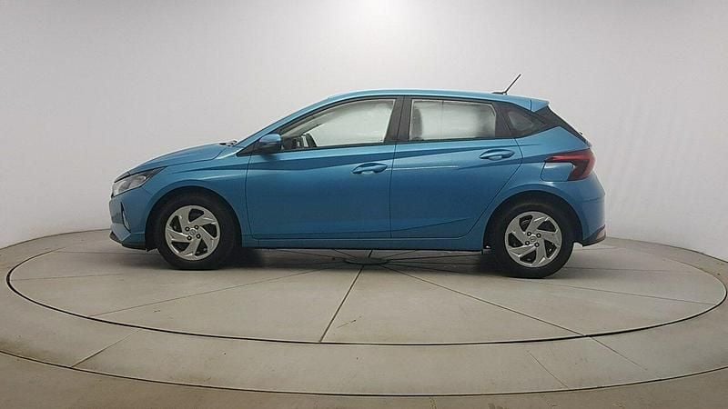 Używany Hyundai i20 84 KM (61 kW) 2022 Niebieski Hatchback