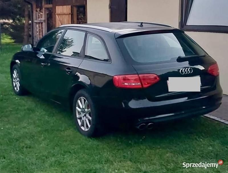 Czarny Używany 2013 Audi A4 Kombi | 35 000 zł (Dobra cena) - Obraz 1/4