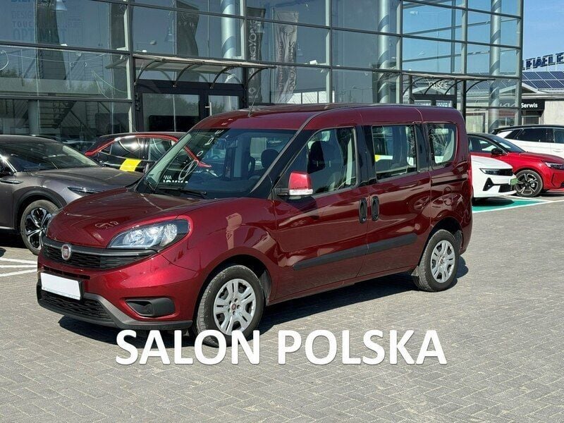 Czerwony Używany 2020 Fiat Doblò Minivan | 74 900 zł - Obraz 1/4