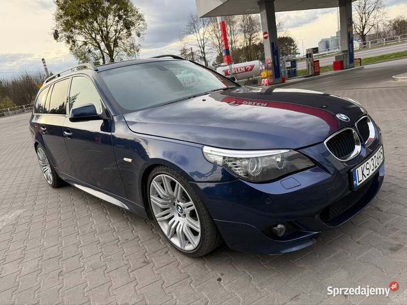 Granatowy Używany 2010 BMW 535 Sport Line Kombi | 38 900 zł - Obraz 1/4