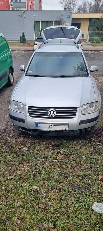 Używany VW Passat 2001 Szary Kombi
