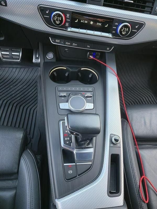 Szary Używany 2019 Audi A5 Sportback Ambiente Sedan/Limuzyna | 100 000 zł (Uczciwa cena) - Obraz 1/4