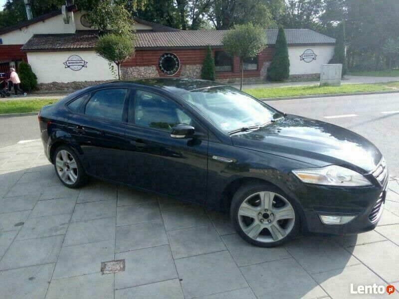 Czarny Używany 2011 Ford Mondeo Hatchback | 24 400 zł - Obraz 1/4