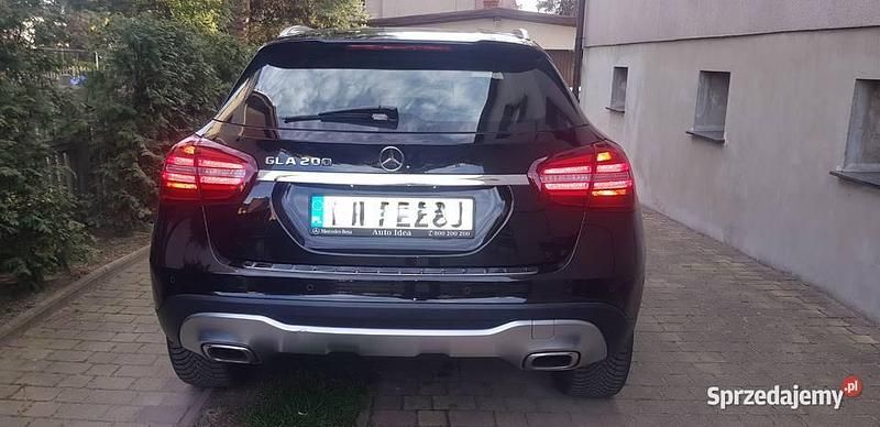 Używany Mercedes GLA200 2018 Czarny SUV